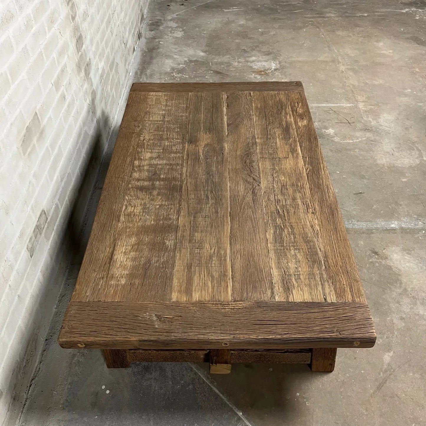 ETRÜSK Antik Ahşap Sehpa